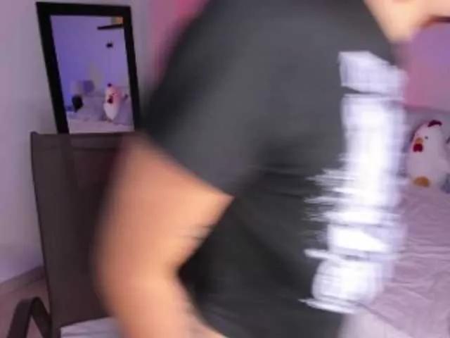 malay-ferro from BongaCams