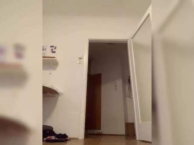 Marakuya16 from BongaCams