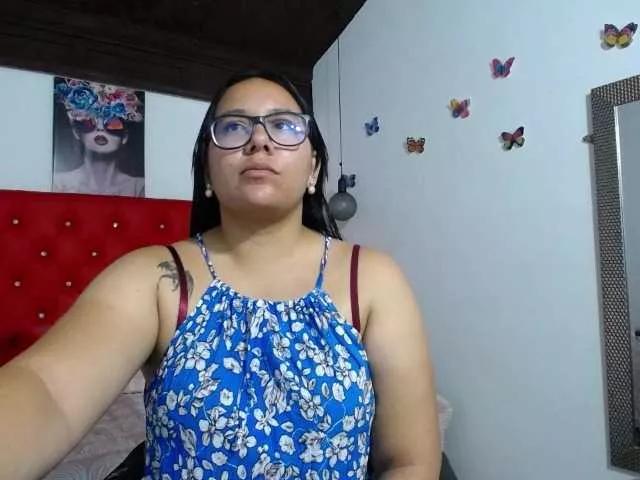 Explore our live girls sluts from our Custom and Multi clubs and checkout exclusive access to highly interactive content, such as shape, hair, titties, pussy type and many more.