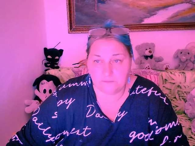 Marryaxx from BongaCams