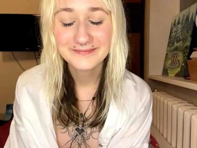 MaryjaneMacdougal from BongaCams is Freechat