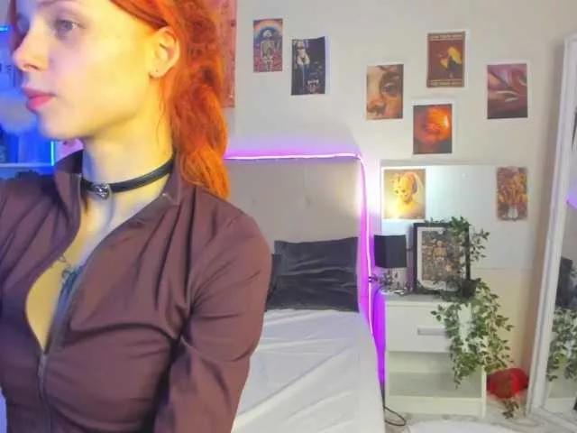 Explore our live girls sluts from our Custom and Multi clubs and checkout exclusive access to highly interactive content, such as shape, hair, titties, pussy type and many more.