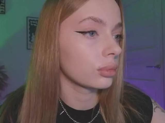 Mayshy webcams show profile image 
