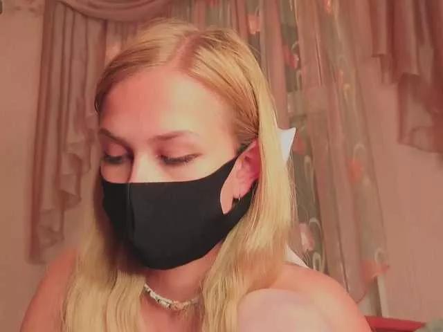 Meeeeow from BongaCams