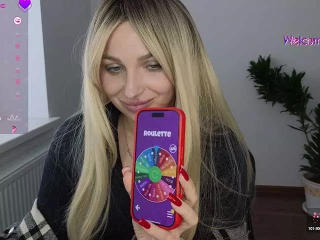 MellicaX from BongaCams
