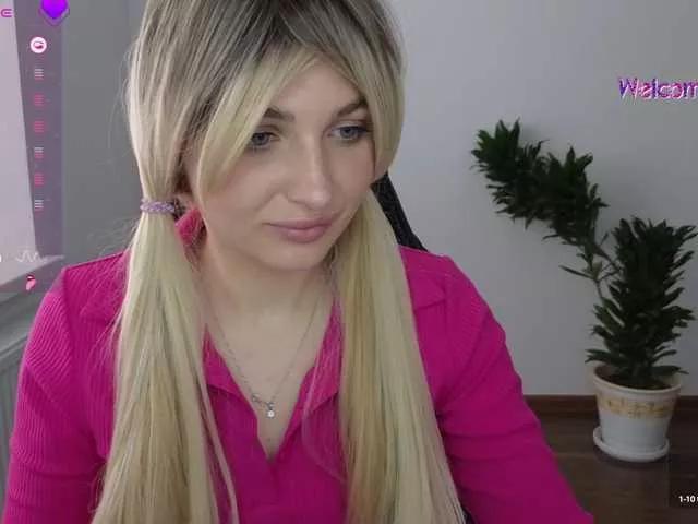 MellicaX from BongaCams