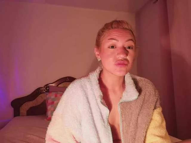 Melyzamek27 webcams show profile image 