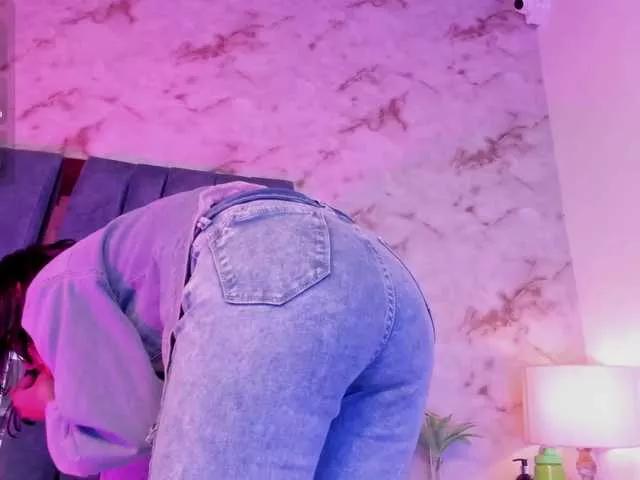 MiaAntonella from BongaCams is Freechat