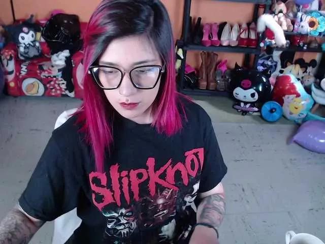 Explore our live girls sluts from our Custom and Multi clubs and checkout exclusive access to highly interactive content, such as shape, hair, titties, pussy type and many more.