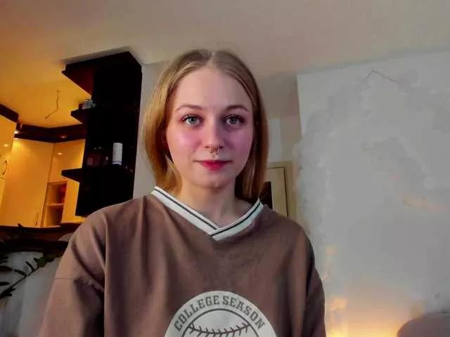 MiaMeowa from BongaCams