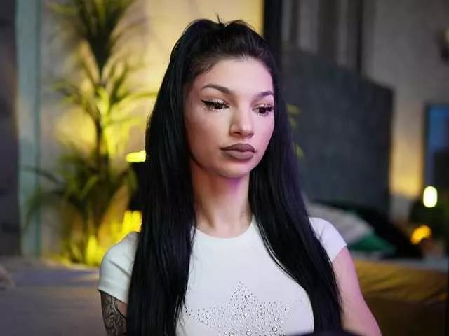 MiamiCoffee from BongaCams is Freechat