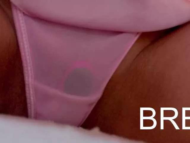 MiamiMur from BongaCams