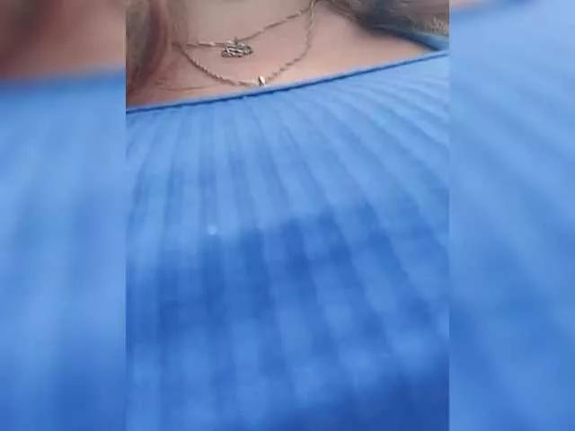 milli1983 from BongaCams