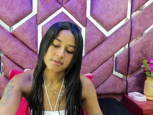 millyprint from BongaCams