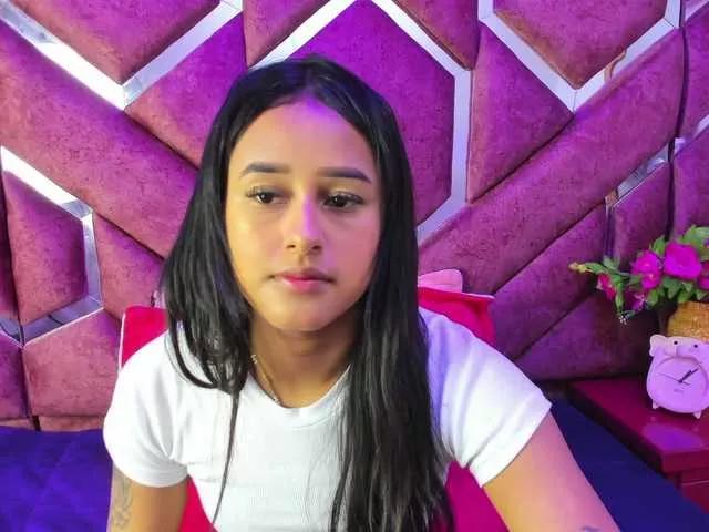 millyprint from BongaCams
