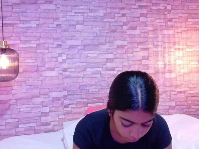 mini-khalifa18 from BongaCams