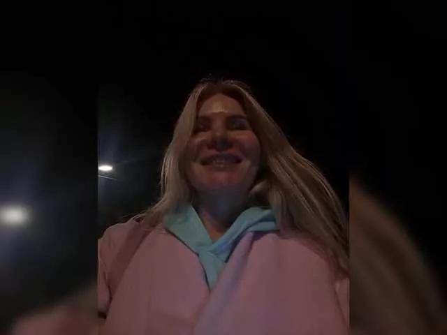 miss-1m from BongaCams