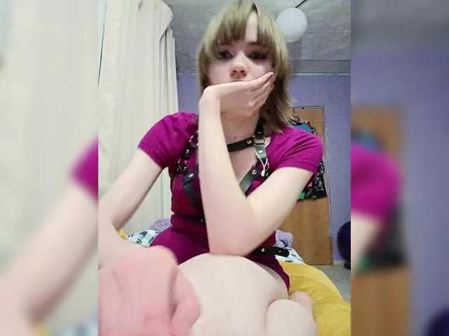 Explore our live girls sluts from our Custom and Multi clubs and checkout exclusive access to highly interactive content, such as shape, hair, titties, pussy type and many more.