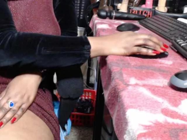 MissTajaa from BongaCams
