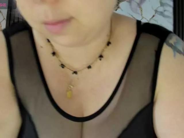 Photos of mollieblue69 from BongaCams is Freechat