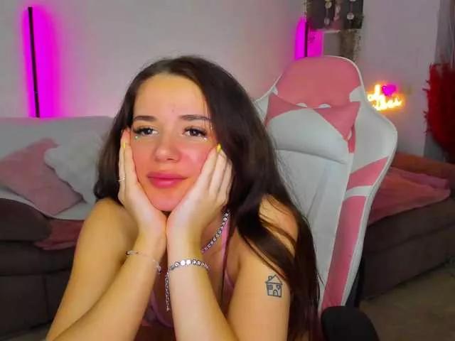 Molly-Kiss from BongaCams