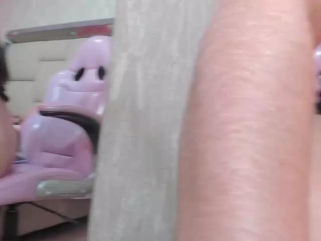molly-rosse from BongaCams