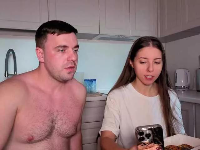 momotea from BongaCams