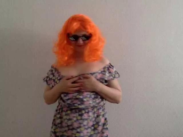 MoonArt69 from BongaCams