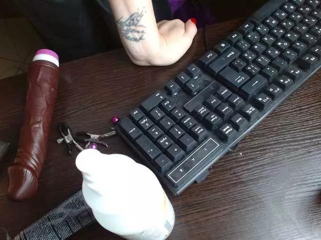 moonmaiden from BongaCams