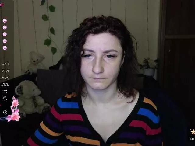Explore our live girls sluts from our Custom and Multi clubs and checkout exclusive access to highly interactive content, such as shape, hair, titties, pussy type and many more.