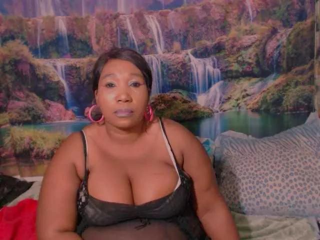 Mysticeboney webcams show profile image 
