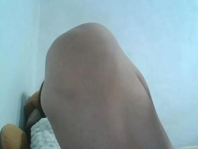 Nancy-squirts from BongaCams