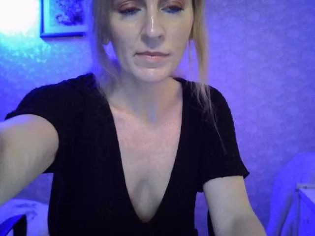 Nata85085 from BongaCams