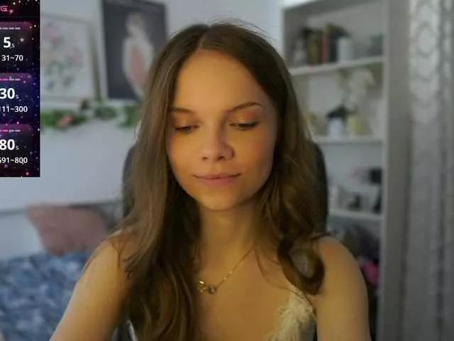Explore our live girls sluts from our Custom and Multi clubs and checkout exclusive access to highly interactive content, such as shape, hair, titties, pussy type and many more.