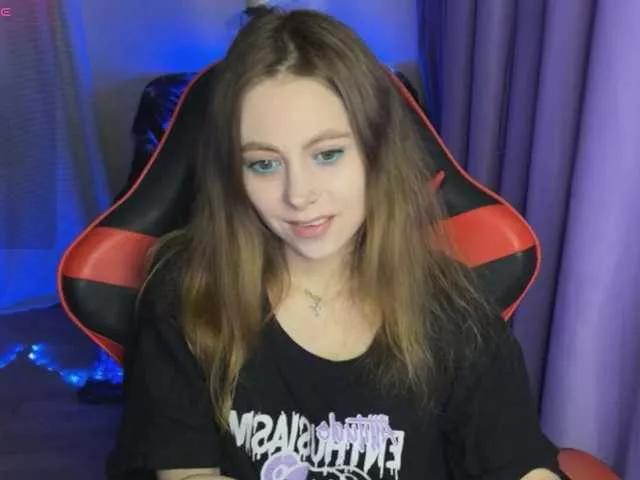 Explore our live girls sluts from our Custom and Multi clubs and checkout exclusive access to highly interactive content, such as shape, hair, titties, pussy type and many more.