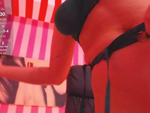 Explore our live girls sluts from our Custom and Multi clubs and checkout exclusive access to highly interactive content, such as shape, hair, titties, pussy type and many more.