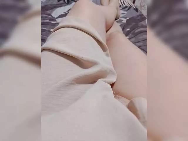 Neznakomka44 from BongaCams