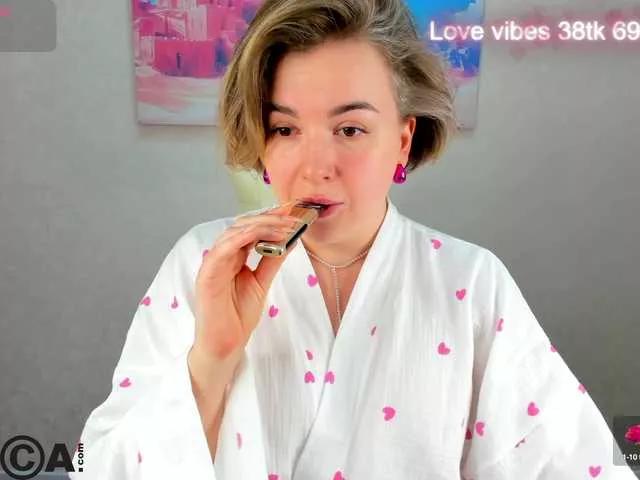 Nikki-Kai from BongaCams
