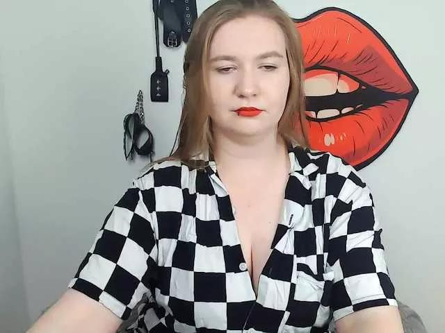 Explore our live girls sluts from our Custom and Multi clubs and checkout exclusive access to highly interactive content, such as shape, hair, titties, pussy type and many more.
