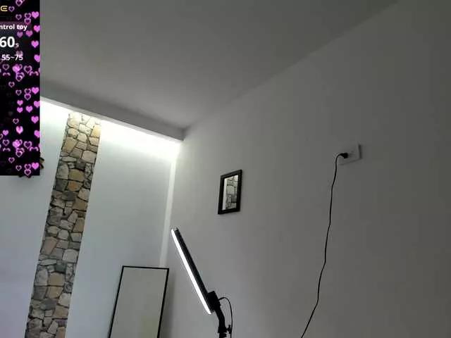 NinaCollinss from BongaCams is Freechat