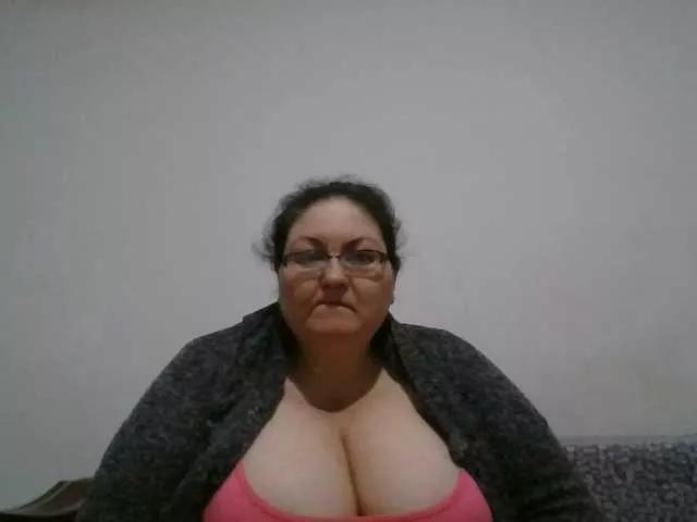 Nykyxo from BongaCams