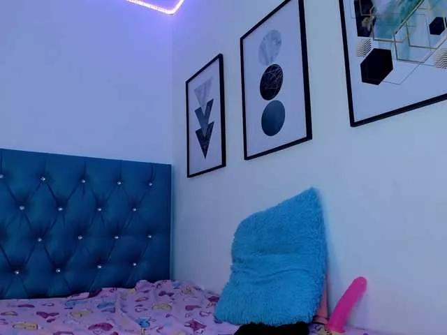 nyralux on BongaCams