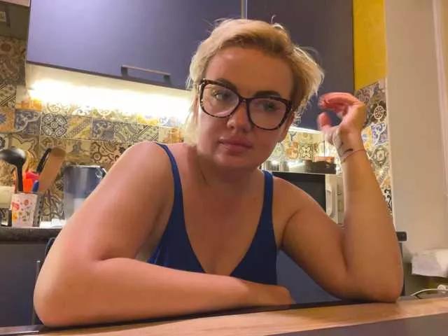 Oksana494 from BongaCams is Freechat