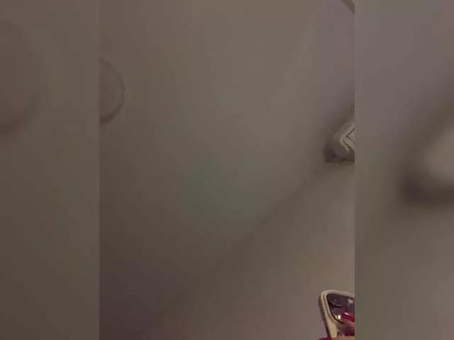 OriginalHOOLi from BongaCams is Freechat