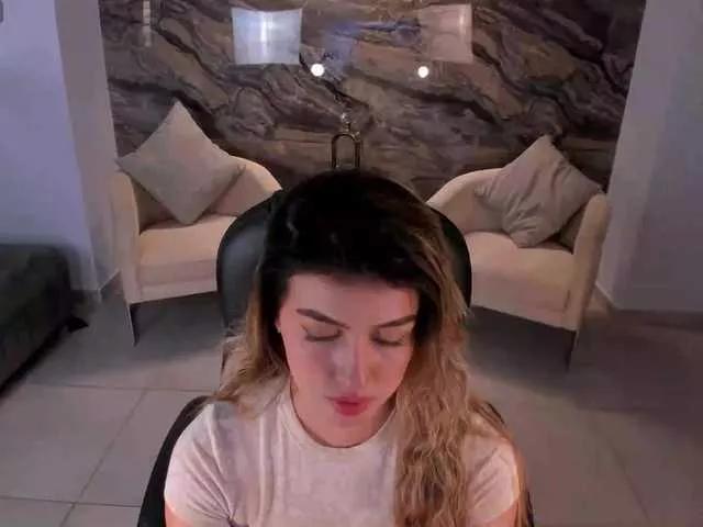 Explore our live girls sluts from our Custom and Multi clubs and checkout exclusive access to highly interactive content, such as shape, hair, titties, pussy type and many more.