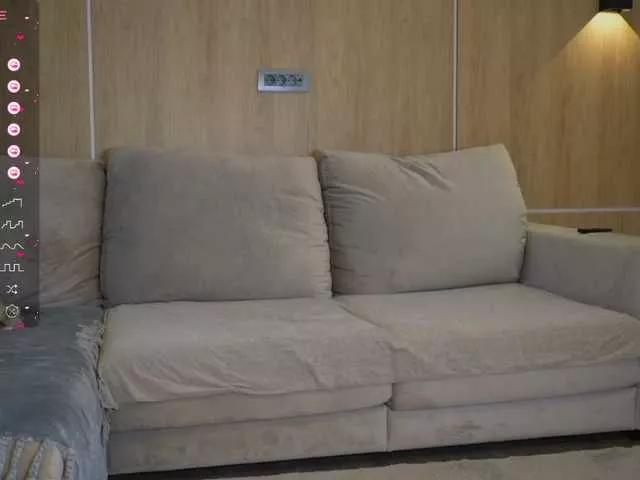 Peeach from BongaCams