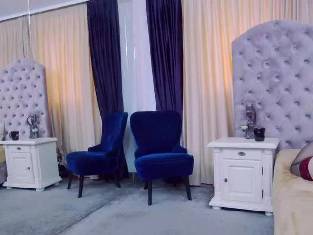 PenelopeLynnx from BongaCams