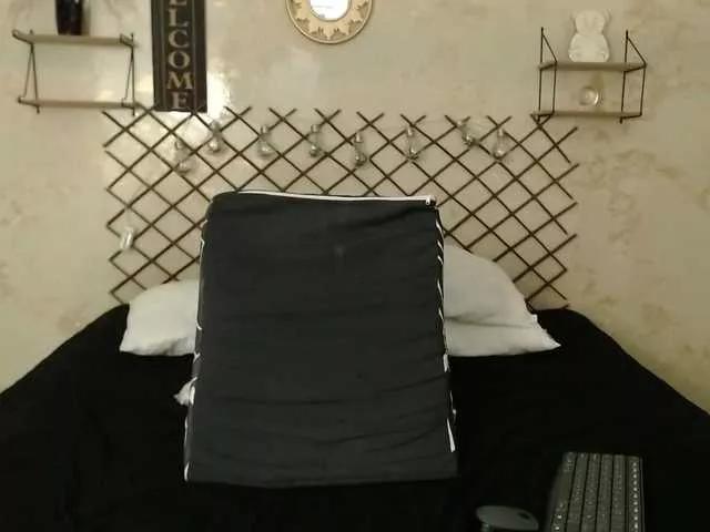 PerlaStonee from BongaCams is Freechat