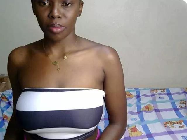 PetiteDesiree from BongaCams is Freechat