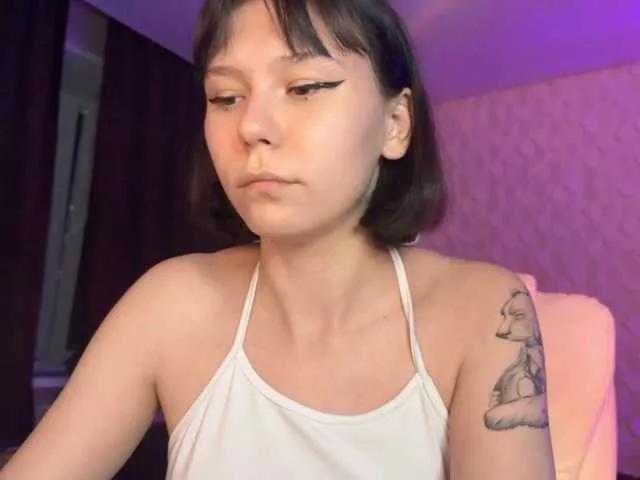 Explore our live girls sluts from our Custom and Multi clubs and checkout exclusive access to highly interactive content, such as shape, hair, titties, pussy type and many more.